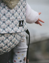 Load image into Gallery viewer, &quot;Esmé&quot; Orchard - Toddler Carrier
