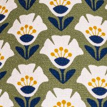 Load image into Gallery viewer, Made to Order “William” - Retro Flower Carrier (8-10 weeks)